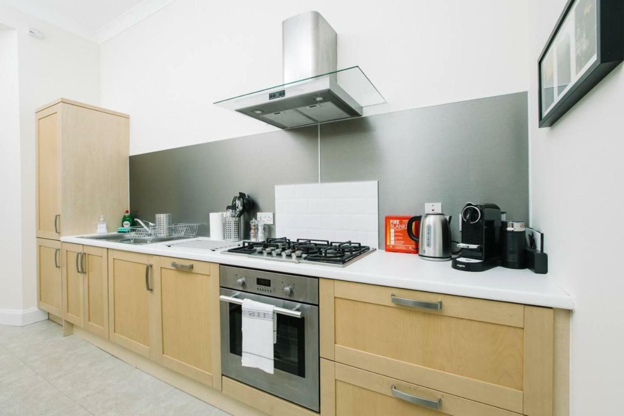 Joivy Great Location! Heart Of City Centre 3Bed Apartment Edinburgh Exterior photo